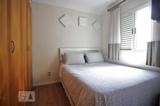 Suíte de apartamento para alugar com 3 quartos, 73m² em Vila Andrade, São Paulo