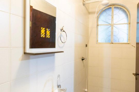 Banheiro de Serviço de casa à venda com 3 quartos, 211m² em Parque Terra Nova, São Bernardo do Campo