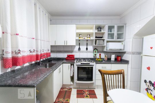 Cozinha de casa à venda com 3 quartos, 211m² em Parque Terra Nova, São Bernardo do Campo