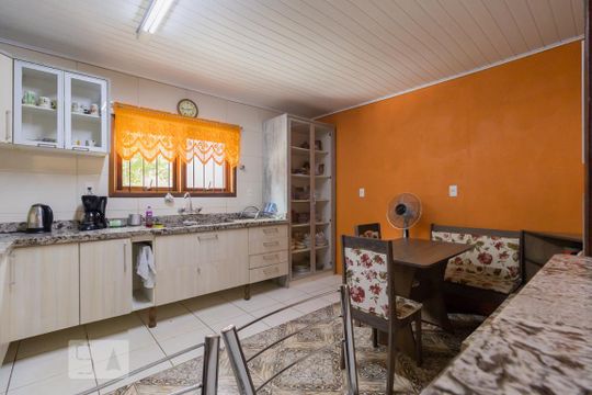Cozinha de casa à venda com 4 quartos, 291m² em Ideal, Novo Hamburgo
