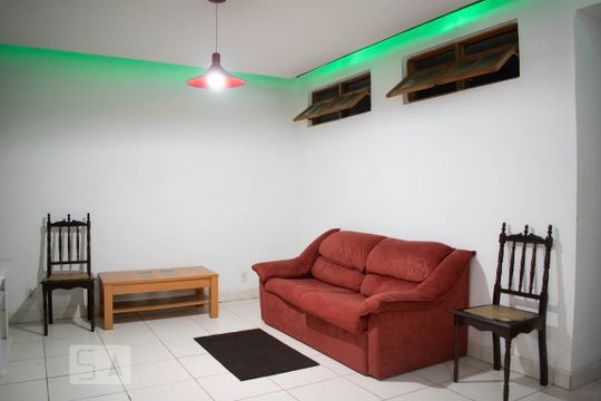 Casa para alugar com 6 quartos, 288m² em Centro Histórico, Porto Alegre