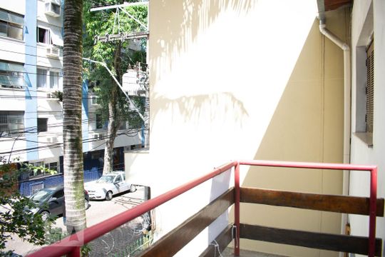 Varanda de casa para alugar com 6 quartos, 288m² em Centro Histórico, Porto Alegre