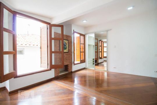 Suíte 1 de casa para alugar com 3 quartos, 300m² em Jardim Vila Mariana, São Paulo