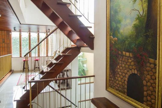 Entrada de casa para alugar com 3 quartos, 300m² em Jardim Vila Mariana, São Paulo
