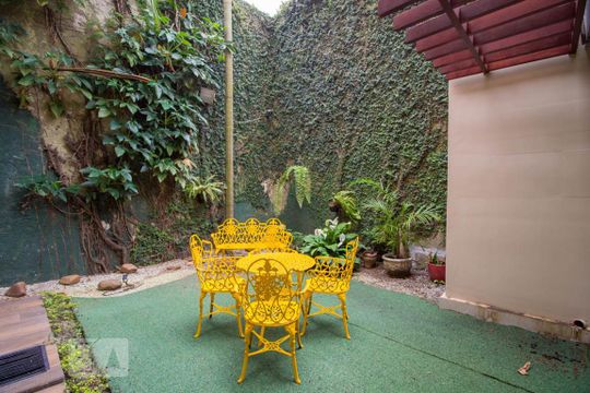 Quintal de casa para alugar com 3 quartos, 300m² em Jardim Vila Mariana, São Paulo
