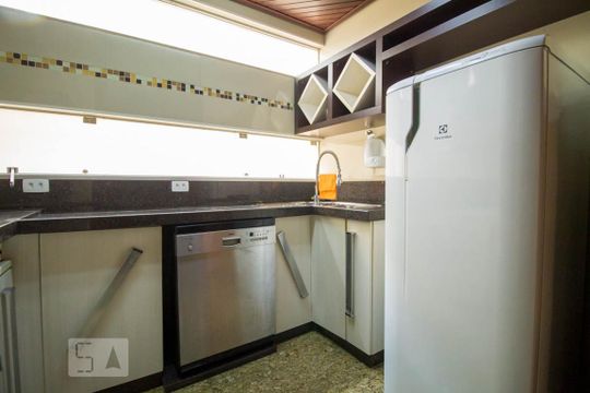 Cozinha 1 de casa para alugar com 3 quartos, 300m² em Jardim Vila Mariana, São Paulo