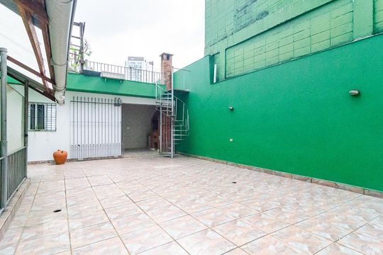 Quintal de casa à venda com 3 quartos, 280m² em Vila Santa Catarina, São Paulo