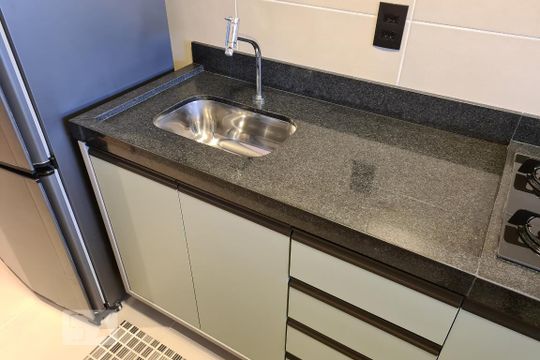 Detalhe Cozinha de kitnet/studio para alugar com 1 quarto, 52m² em Jardim América, Sorocaba