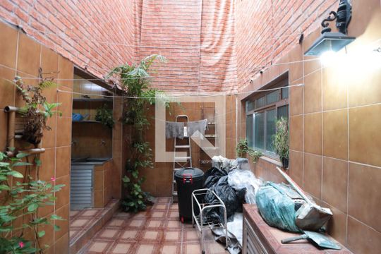 Quintal de casa à venda com 3 quartos, 182m² em Catumbi, São Paulo