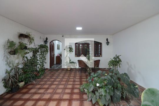 Garagem de casa à venda com 3 quartos, 182m² em Catumbi, São Paulo