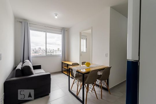 Apartamento à venda com 2 quartos, 34m² em Cambuci, São Paulo