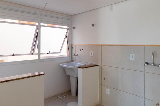 Cozinha e Área de Serviço de apartamento à venda com 2 quartos, 65m² em Aberta dos Morros, Porto Alegre