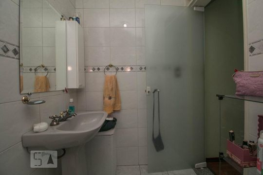 Banheiro Suite  de casa para alugar com 4 quartos, 290m² em Vila Carrão, São Paulo