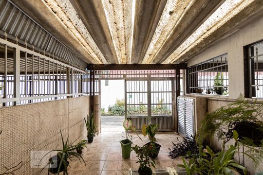Garagem de casa à venda com 2 quartos, 106m² em Vila Nova Manchester, São Paulo
