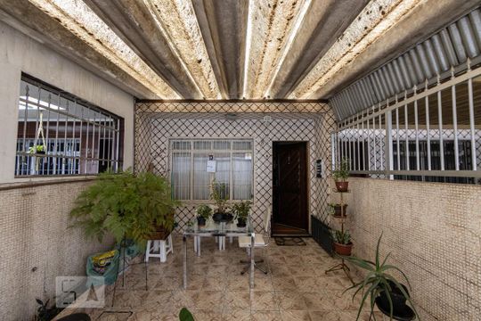 Garagem de casa à venda com 2 quartos, 106m² em Vila Nova Manchester, São Paulo