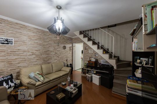 Casa à venda com 2 quartos, 106m² em Vila Nova Manchester, São Paulo