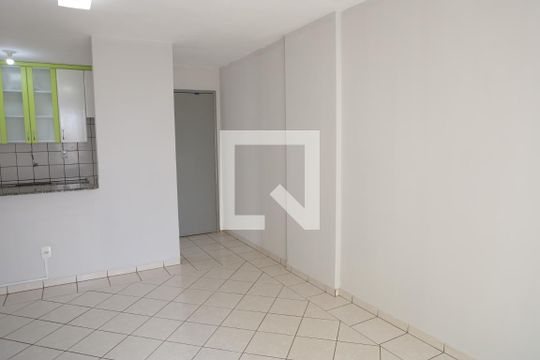 Sala  de apartamento para alugar com 2 quartos, 58m² em Residencial Eldorado, Goiânia