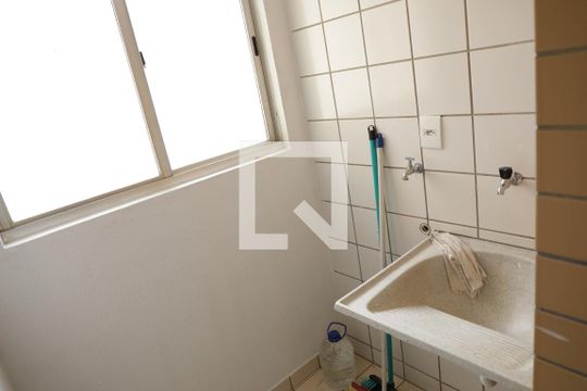Área de serviço  de apartamento para alugar com 2 quartos, 58m² em Residencial Eldorado, Goiânia