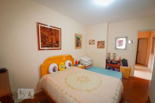 Quarto de casa à venda com 2 quartos, 110m² em Chácara Belenzinho, São Paulo
