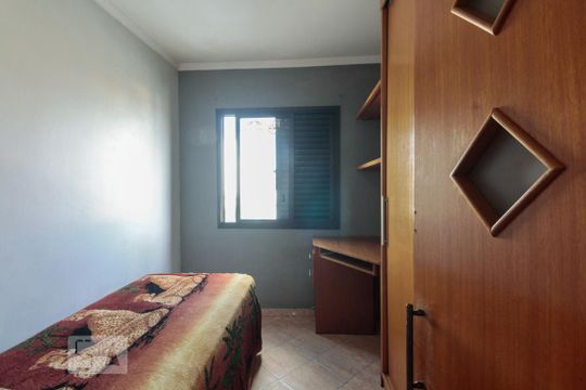 Quarto 1 de apartamento para alugar com 3 quartos, 74m² em Vila Matilde, São Paulo