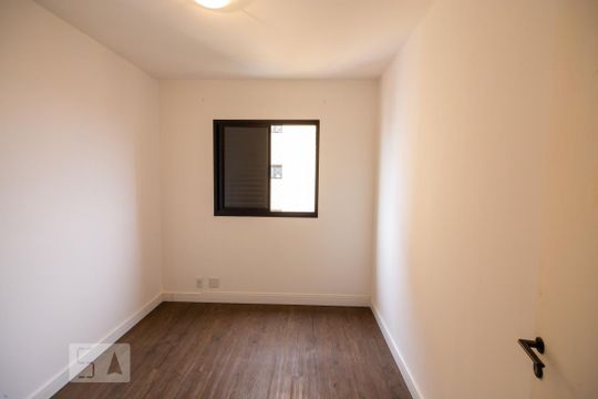 Quarto 2 de apartamento para alugar com 3 quartos, 74m² em Cidade dos Bandeirantes, São Paulo