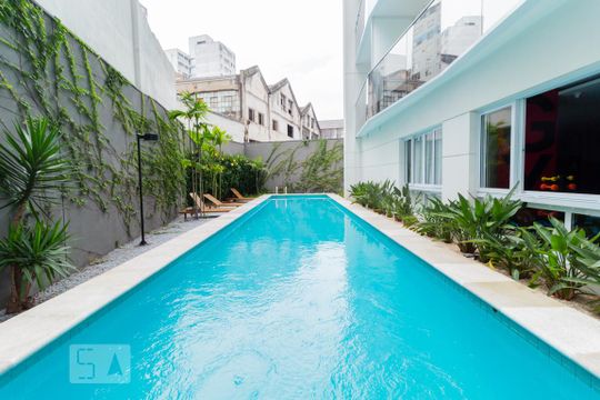 Piscina de kitnet/studio à venda com 1 quarto, 22m² em Centro, São Paulo