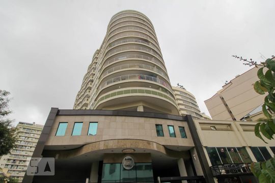 Fachada do Condomínio de apartamento para alugar com 3 quartos, 84m² em Catete, Rio de Janeiro