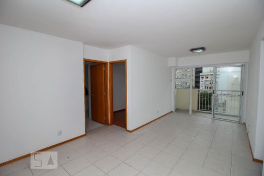 Apartamento para alugar com 3 quartos, 84m² em Catete, Rio de Janeiro