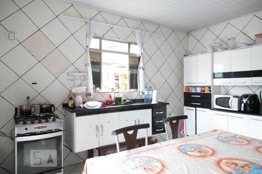 Cozinha de casa à venda com 3 quartos, 120m² em Vila Jacuí, São Paulo