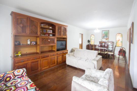 Casa à venda com 5 quartos, 400m² em Campo Belo, São Paulo