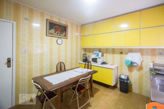 Cozinha de casa à venda com 5 quartos, 400m² em Campo Belo, São Paulo