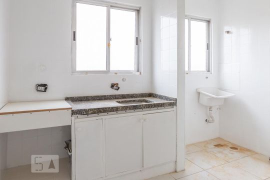Cozinha de apartamento para alugar com 2 quartos, 57m² em Campos Elíseos, São Paulo
