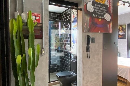 Banheiro de apartamento à venda com 1 quarto, 50m² em Bethaville I, Barueri