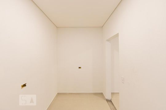Cozinha de apartamento para alugar com 1 quarto, 15m² em Vila Canero, São Paulo