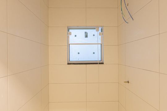 Banheiro Social de apartamento para alugar com 1 quarto, 15m² em Vila Canero, São Paulo