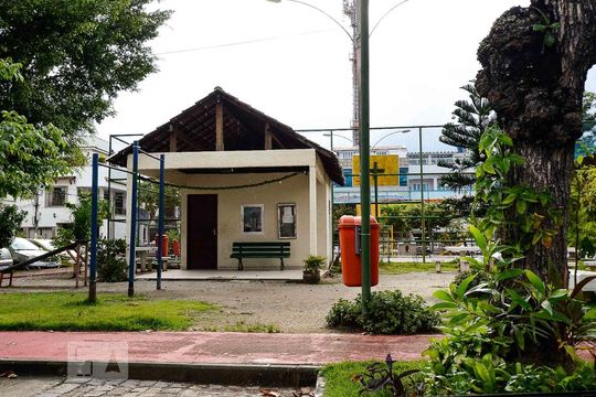 Área comum de casa à venda com 4 quartos, 184m² em Portuguesa, Rio de Janeiro