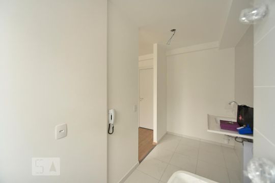 Cozinha de apartamento para alugar com 2 quartos, 38m² em Brás, São Paulo