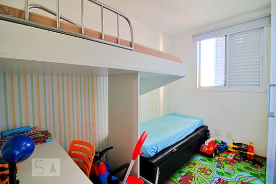 Quarto 2 de apartamento para alugar com 2 quartos, 46m² em Parque João Ramalho, Santo André