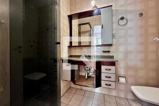 Banheiro Suíte de apartamento à venda com 3 quartos, 80m² em Santo Amaro, São Paulo