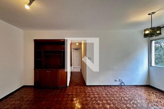 Sala de apartamento à venda com 3 quartos, 80m² em Santo Amaro, São Paulo