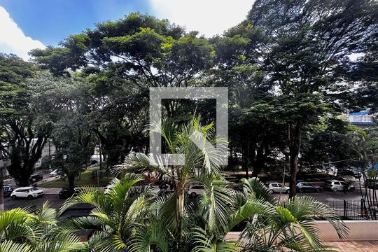 Vista de apartamento à venda com 3 quartos, 80m² em Santo Amaro, São Paulo