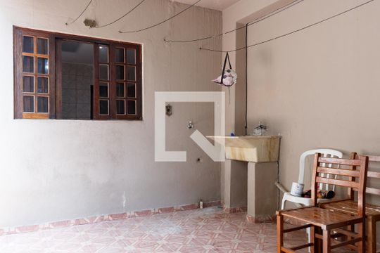 Área comum de casa para alugar com 3 quartos, 120m² em Jardim Denise, São Paulo