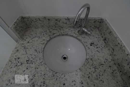Banheiro - pia de apartamento para alugar com 1 quarto, 34m² em Vila Aricanduva, São Paulo