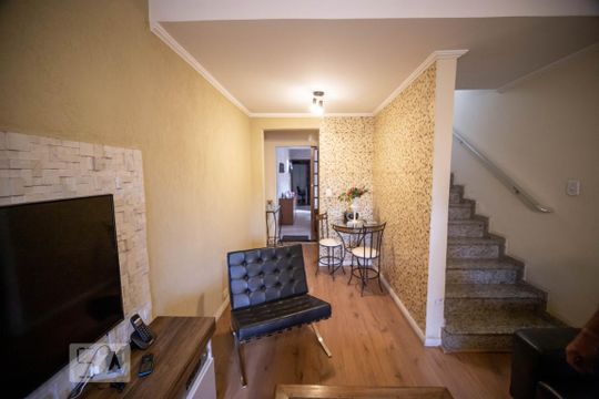 Sala de casa à venda com 3 quartos, 130m² em Vila Tiradentes, São Paulo