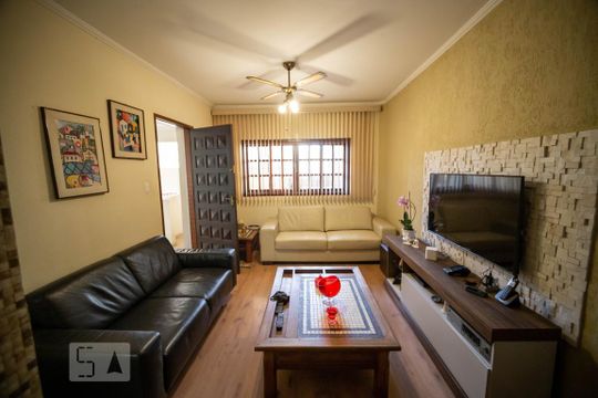 Casa à venda com 3 quartos, 130m² em Vila Tiradentes, São Paulo