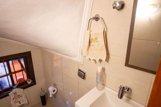 Lavabo de casa à venda com 3 quartos, 130m² em Vila Tiradentes, São Paulo