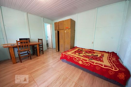 Quarto de kitnet/studio à venda com 1 quarto, 34m² em Feitoria, São Leopoldo