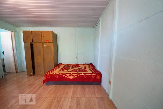 Quarto de kitnet/studio à venda com 1 quarto, 34m² em Feitoria, São Leopoldo