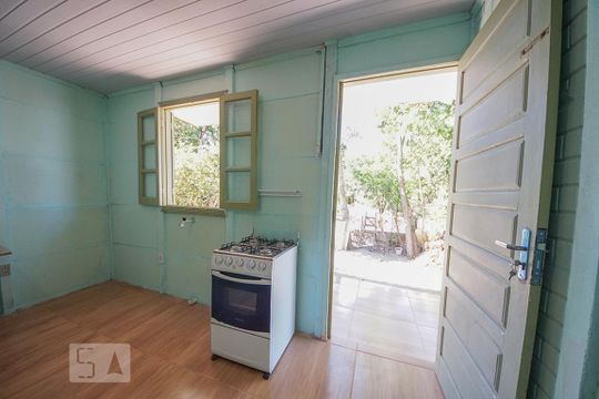 Cozinha de kitnet/studio à venda com 1 quarto, 34m² em Feitoria, São Leopoldo
