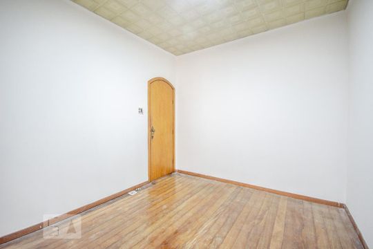 Quarto 2- Casa 01 de casa para alugar com 4 quartos, 161m² em Vila Paiva, São Paulo